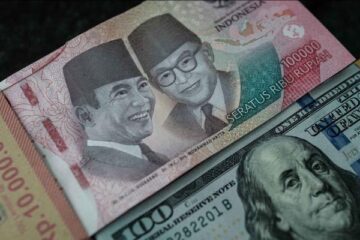 Rupiah Tembus Rp18.000 per Dolar AS, Terlemah Sepanjang Sejarah!